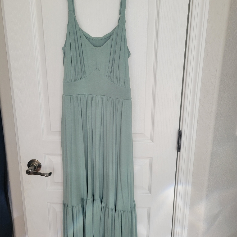 Torrid Midi Super Soft Tiered Maxi Dress, size 1, Light Green